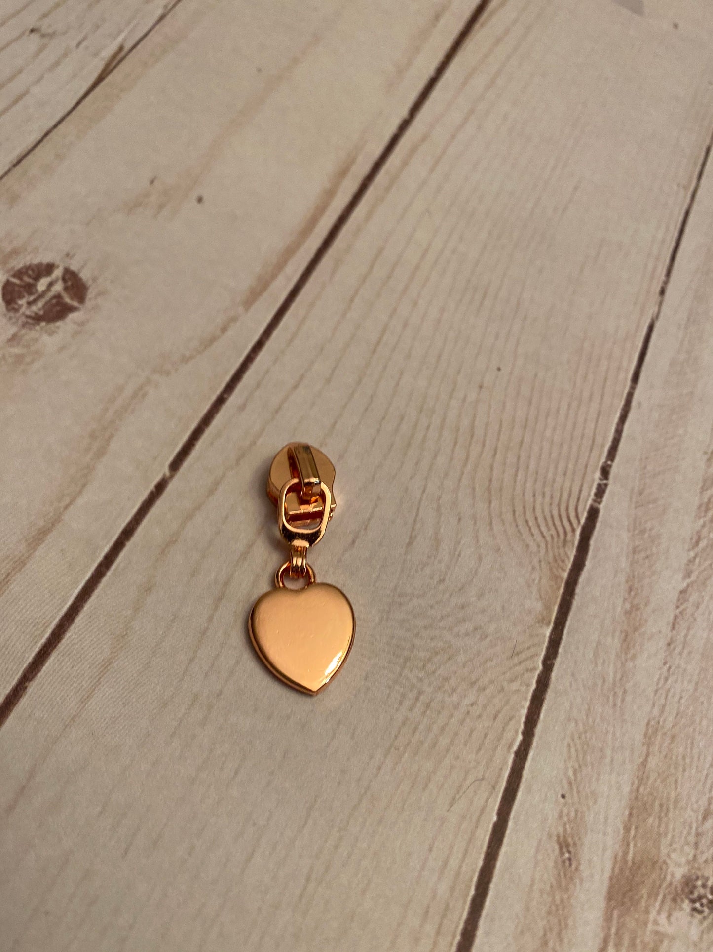 Heart Zipper Pull for Nylon Zipper Size #5, Zipper Pull, Heart Zipper, Nylon Zipper Pull, Rainbow Zipper Pull, Rose Gold, Bagmaking supply