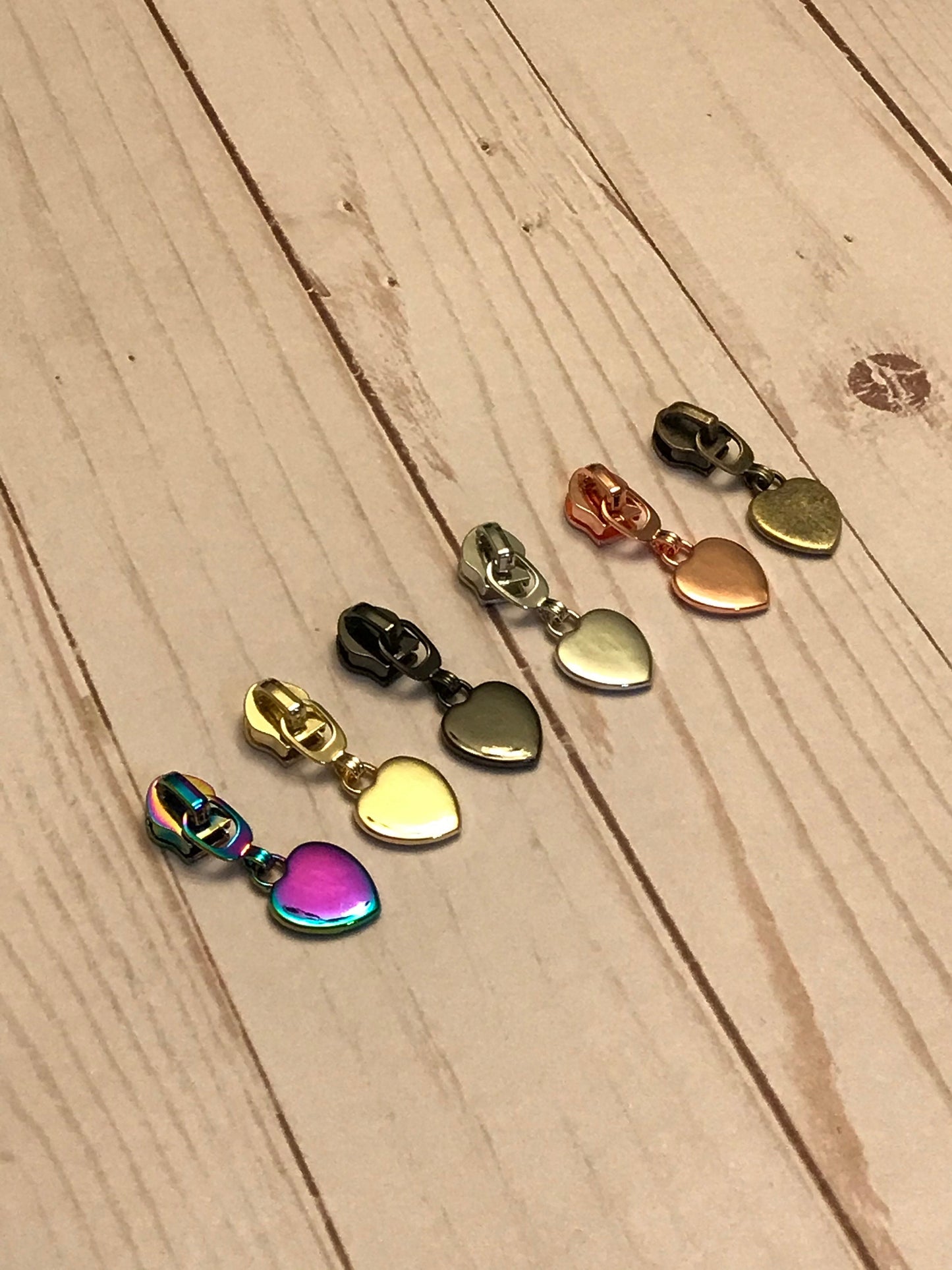Heart Zipper Pull for Nylon Zipper Size #5, Zipper Pull, Heart Zipper, Nylon Zipper Pull, Rainbow Zipper Pull, Rose Gold, Bagmaking supply