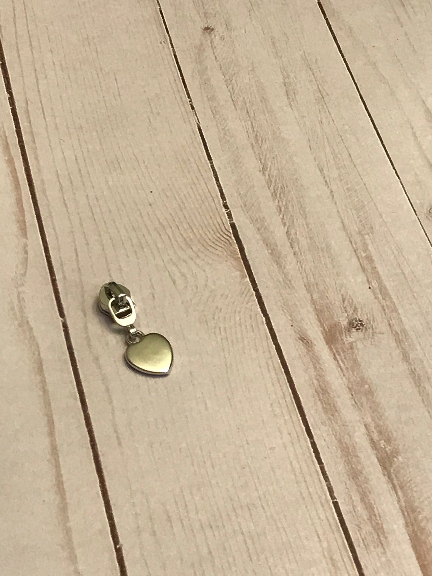 Heart Zipper Pull for Nylon Zipper Size #5, Zipper Pull, Heart Zipper, Nylon Zipper Pull, Rainbow Zipper Pull, Rose Gold, Bagmaking supply