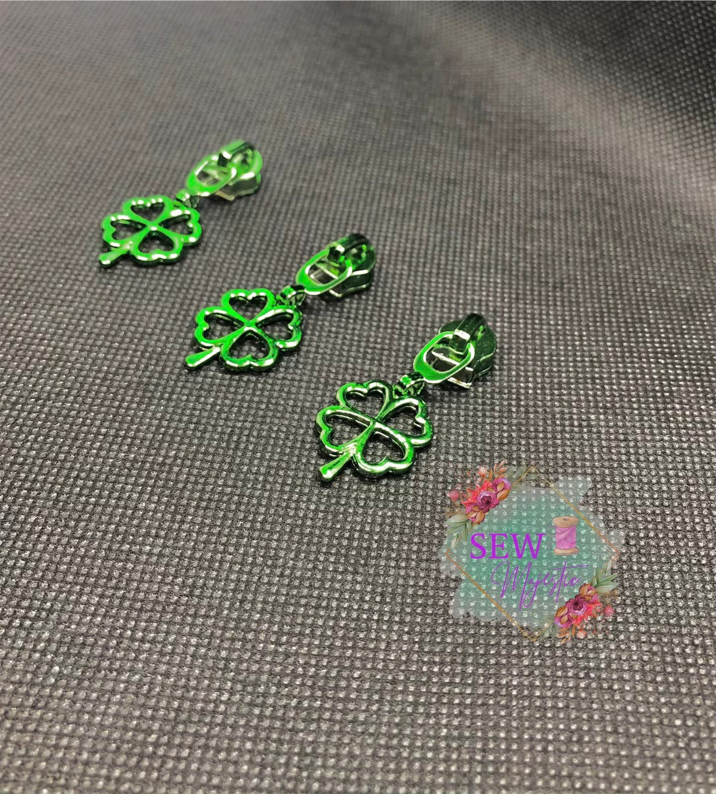 Shamrock Zipper Pull, Clover Zipper Pull, 4 Leaf Clover Zipper Pull, #5 Zipper Pull, Nylon Zipper Pull, Zipper tape, Green Pull, Gold Pull