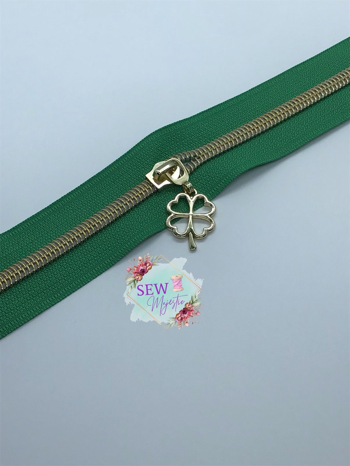 Green Nylon Size #5 Zipper Teeth with Gold Teeth, Green Zipper Tape, Nylon Zipper, For Bagmaking, Sew Majestic, Sewing Notion, Gold Zipper