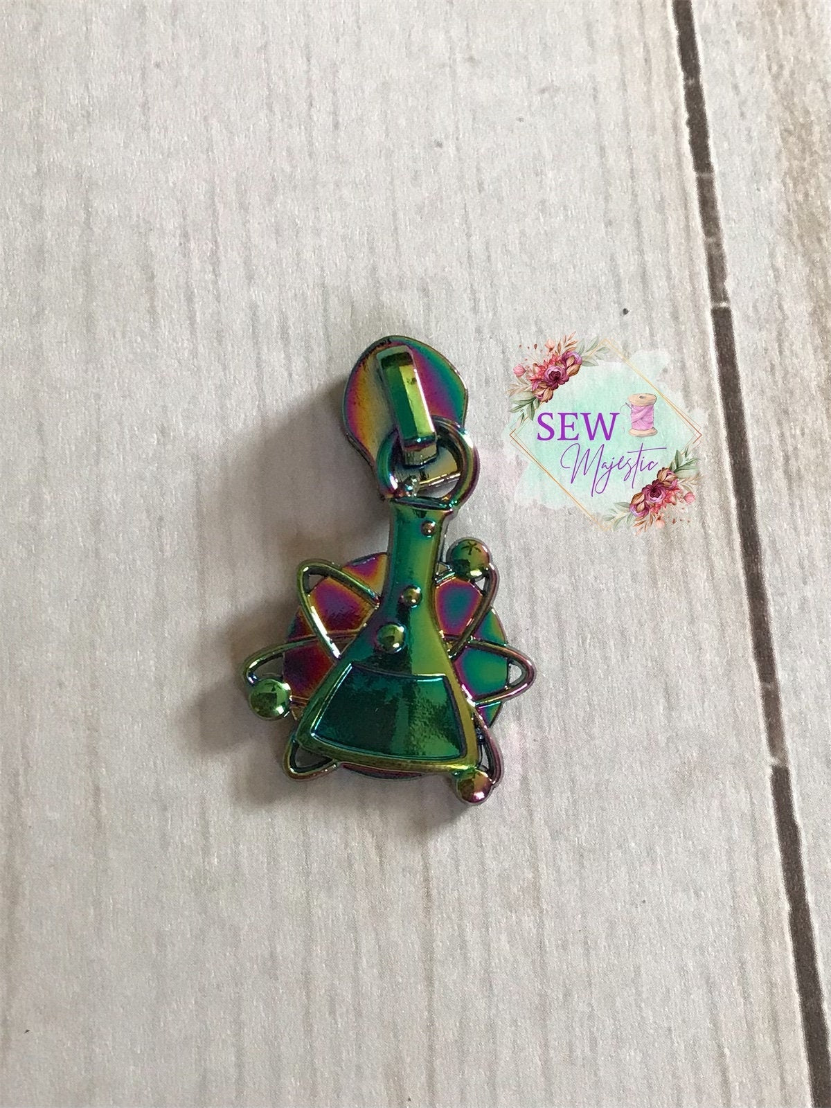 Science Beaker Zipper Pull, Atom Zipper Pull, Size #5 Zipper Pull, Sew Majestic Exclusive Pull, School Zipper Pull, Nylon Zipper Tape,