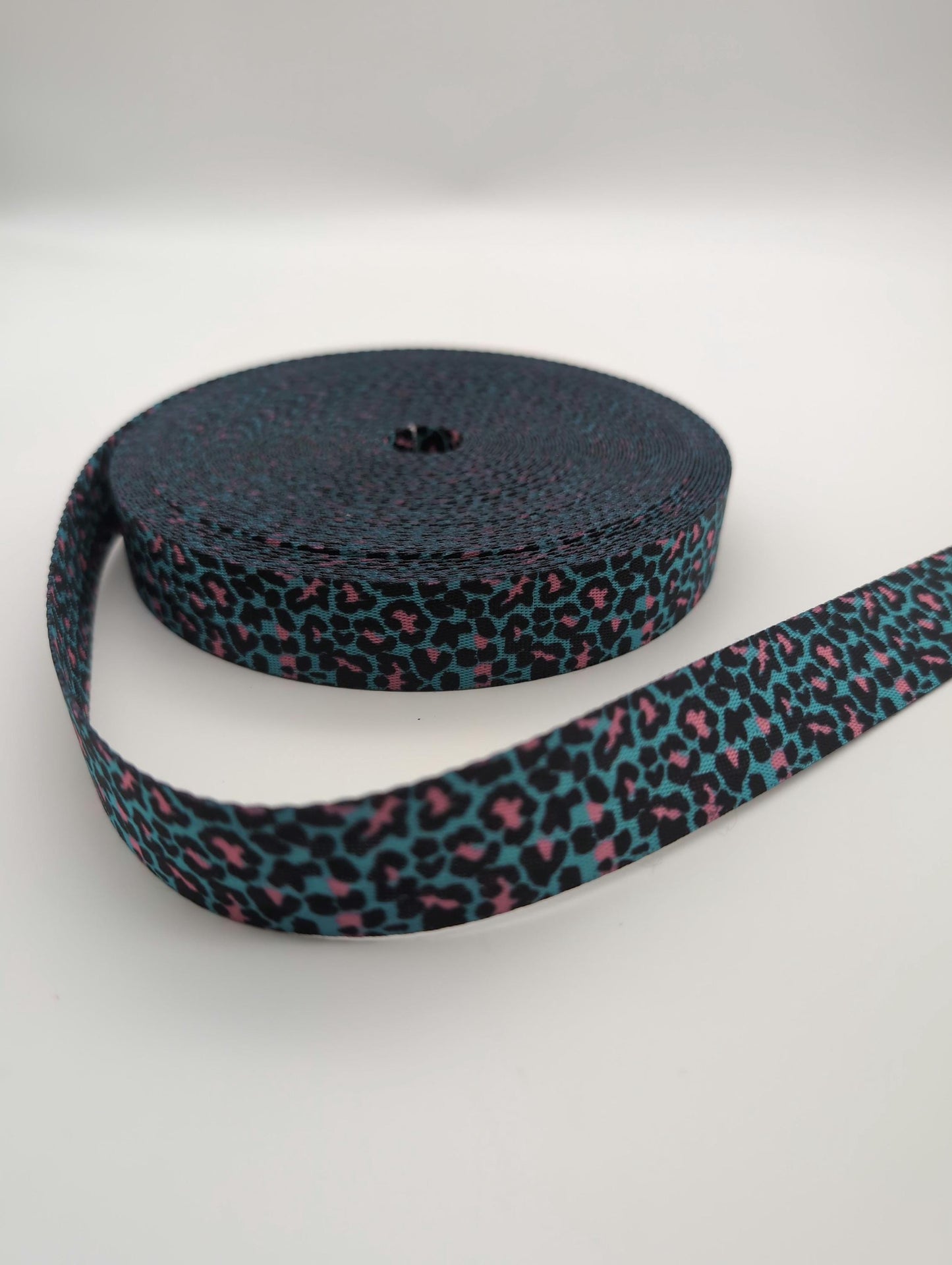 1" Blue and Pink Leopard Webbing 3 Yards, For Straps, For Bagmaking, Sewing Supply, Fun Webbing, Colorful Webbing, Teal Straps, Animal Print