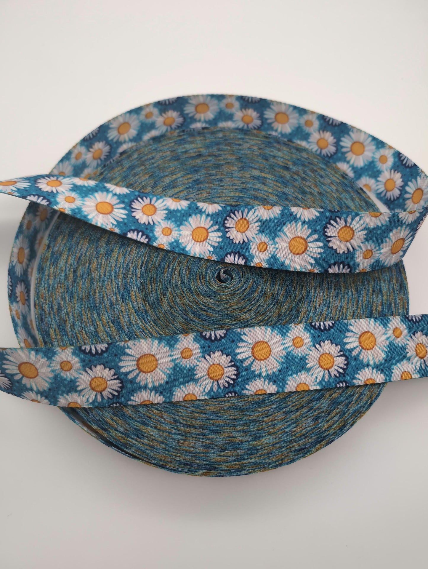 1" or 1.5" Daisy Webbing 3 Yards, For Bagmaking, For Straps, By the Yard, Sewing Notion, Supply, Floral Webbing, Flower Straps, Sew Majestic