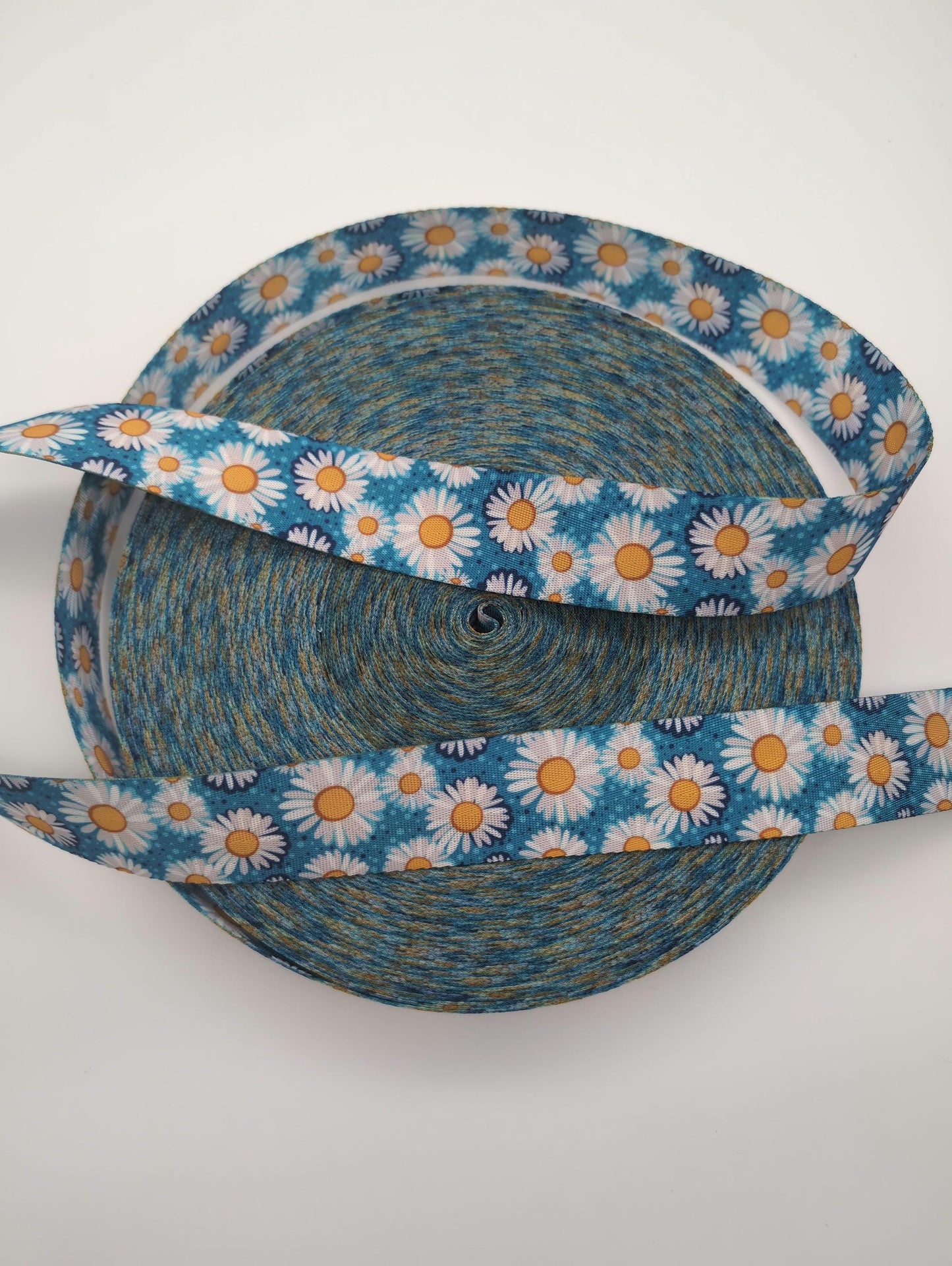 1" or 1.5" Daisy Webbing 5 Yards, For Bagmaking, For Straps, By the Yard, Sewing Notion, Supply, Floral Webbing, Flower Straps, Sew Majestic