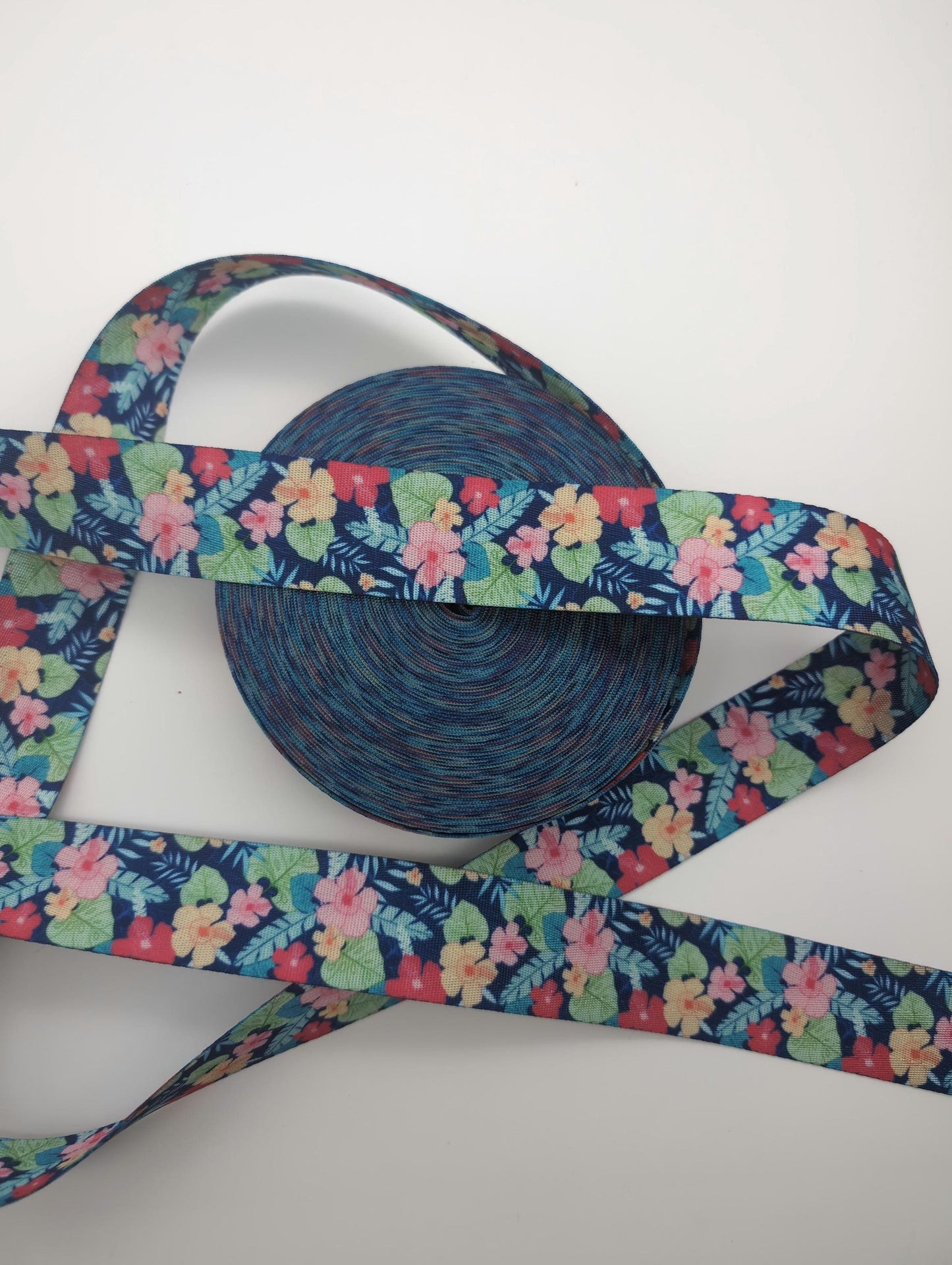 1" or 1.5" Tropical Floral Webbing 5 Yards, For Bagmaking, For Straps, Sewing Notion, Tropical Webbing, Floral Straps, Colorful Webbing