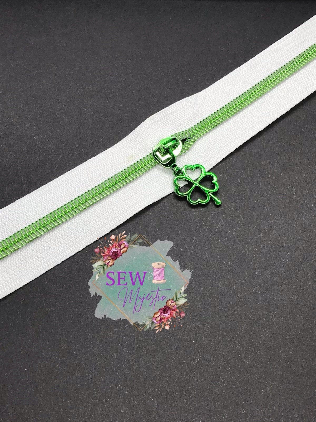 White Nylon with Green Teeth Size #5 Zipper Tape