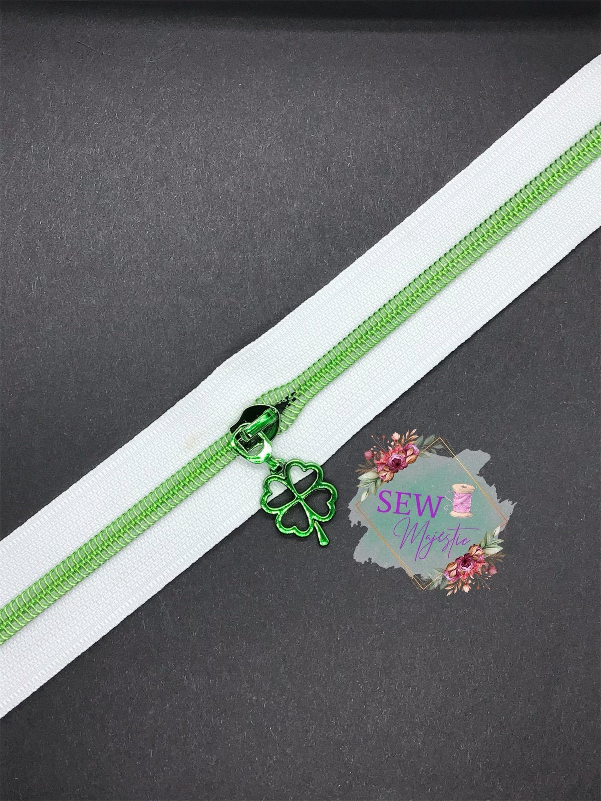 White Nylon with Green Teeth Size #5 Zipper Tape