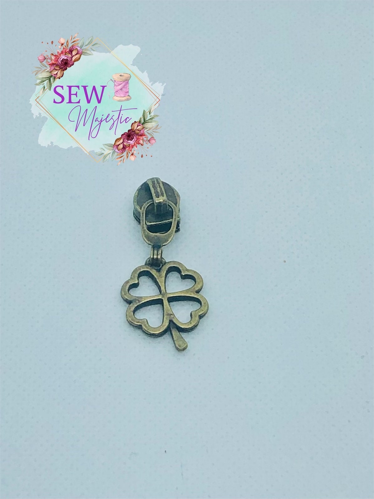 Shamrock Zipper Pull, Clover Zipper Pull, 4 Leaf Clover Zipper Pull, #5 Zipper Pull, Nylon Zipper Pull, Zipper tape, Green Pull, Gold Pull