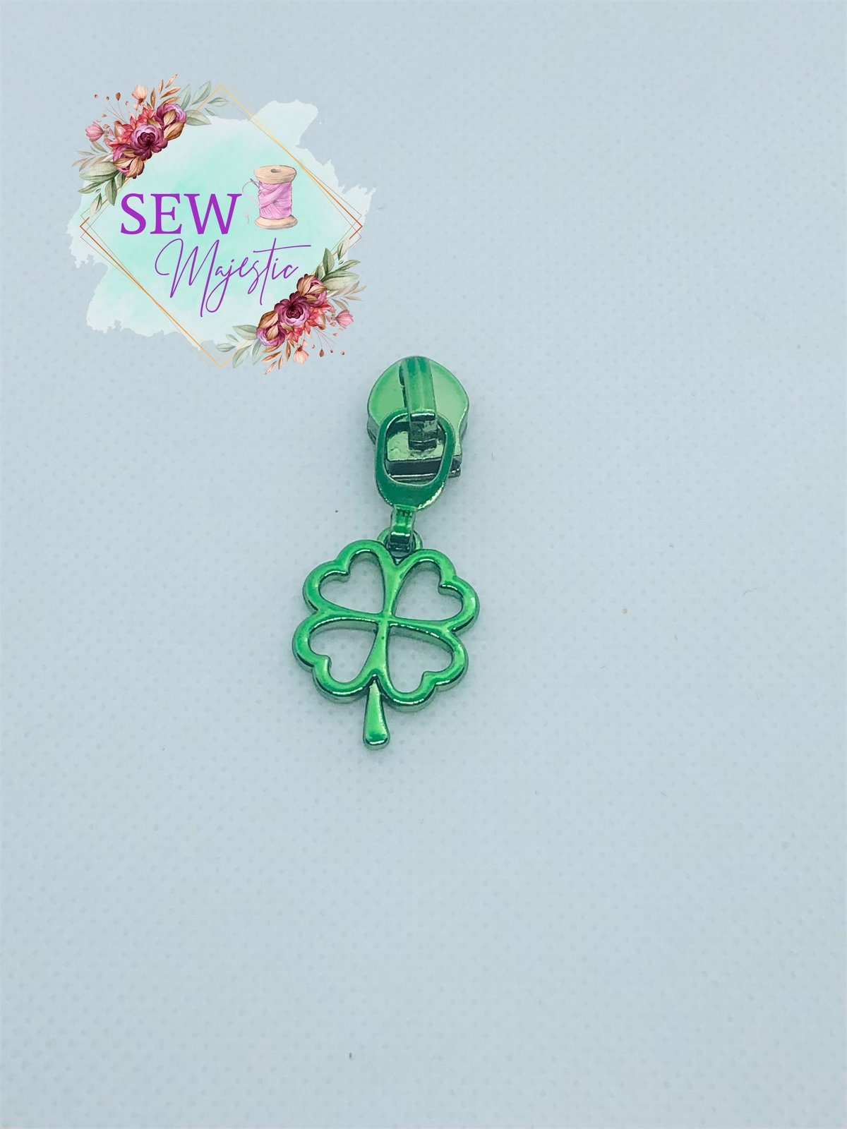 Shamrock Zipper Pull, Clover Zipper Pull, 4 Leaf Clover Zipper Pull, #5 Zipper Pull, Nylon Zipper Pull, Zipper tape, Green Pull, Gold Pull