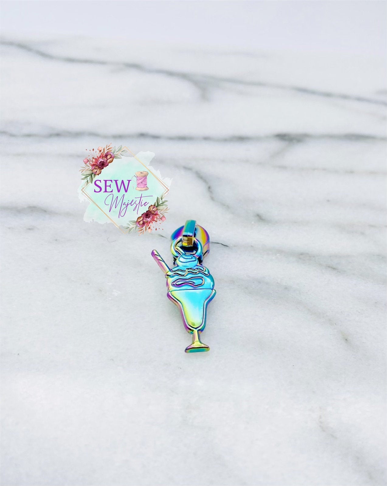 Classic Milkshake, Size #5, Nylon Zipper Pull, For Nylon Zipper Tape, Exclusive to Sew Majestic