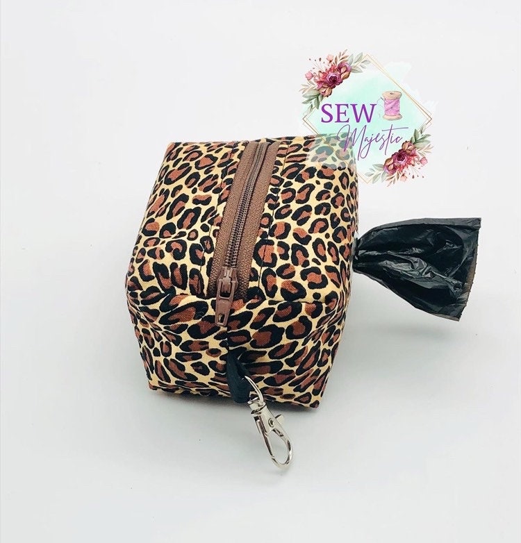 Dog Poop Bag Holder, Dog Walking Bag, Leash Accessories, Gift for Dog Lovers, Dog Mom, Dog Dad, Gift for Pet Lovers, Leopard Print Pet Bag