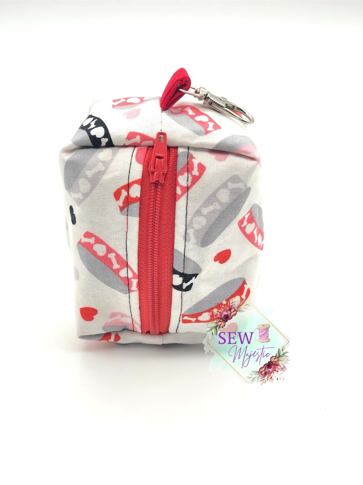 Dog Poop Bag Holder, Dog Walking Bag, Leash Accessories, Gift for Dog Lovers, Dog Mom, Dog Dad, Gift for Pet Lovers, Skull and Crossbones