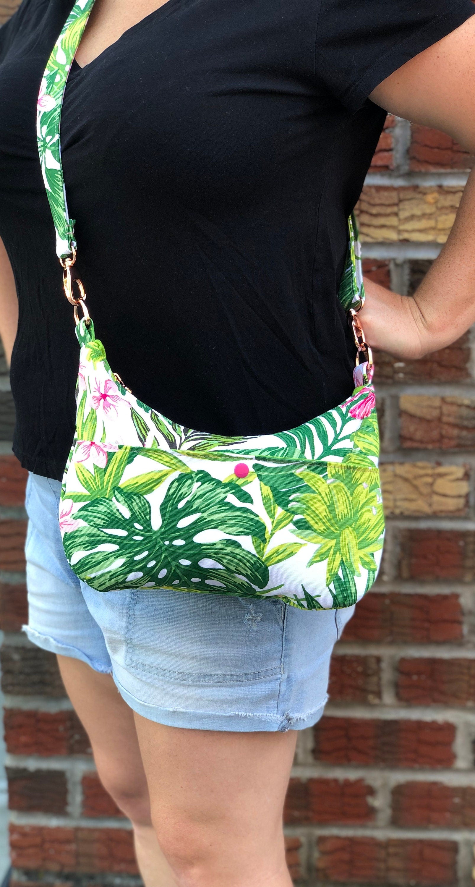 Winter Crescent Bag, PDF Pattern, Bag Pattern, Sewing Pattern for Bags, Sewing PDF Pattern, Sew Majestic, Hobo Bag Pattern
