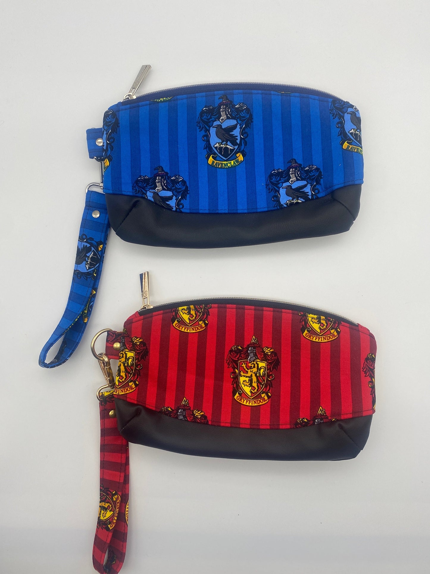 Wizard House Wristlets, Magic House Purse, Gift for Fandom, Fantasy Gift, Theme Park Purse, Custom Wristlets, Birthday Gift for Girl