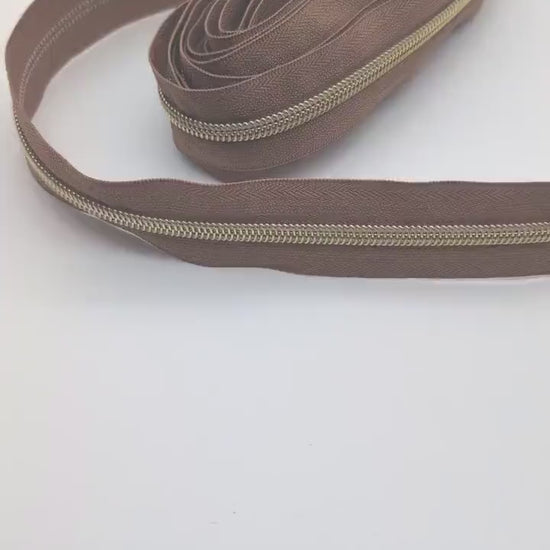 Brown Nylon Size #5 Zipper Teeth with Light Gold Teeth, Sew Majestic, Light Brown, Zipper, Gold Zipper, For Bagmaking, Neutral Zipper