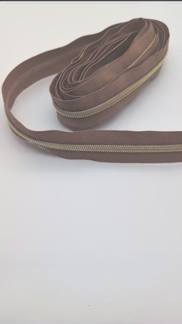 Brown Nylon Size #5 Zipper Teeth with Light Gold Teeth, Sew Majestic, Light Brown, Zipper, Gold Zipper, For Bagmaking, Neutral Zipper