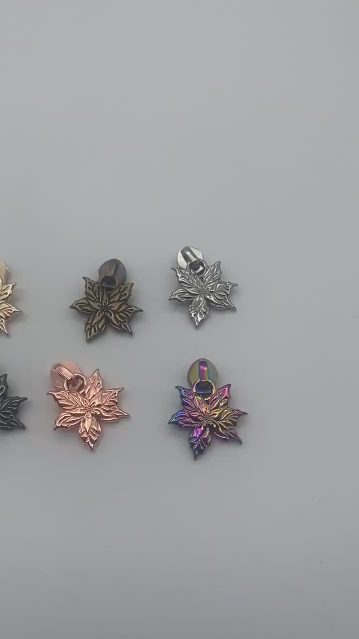 Poinsettia Zipper Pull, Size #5 Zipper, Exclusive to Sew Majestic, Flower Zipper Pull, Nylon Zipper Tape, Christmas Zipper, Sewing Notions